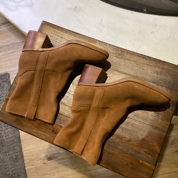 Steve Madden Brown Ankle Boots - Picture 6 of 9